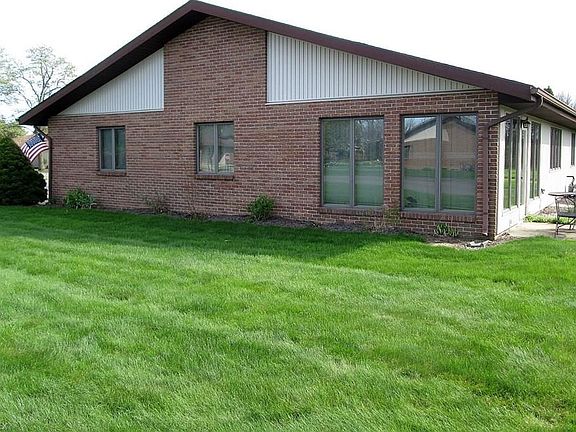 4th image of 4126 Harvey Dr