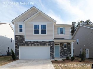 933 Green Gable Dr, Zebulon, NC 27597
