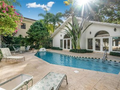 4049 Ensenada Ave, Miami, FL, 33133