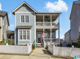 4204 Memorial Park Cir, Hoover, AL 35226