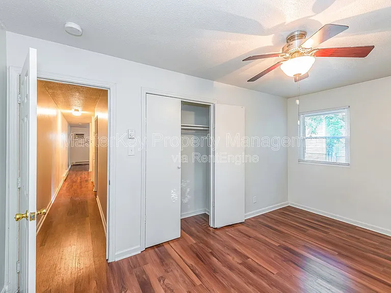 1023 Berkeley St #A — Photo 15