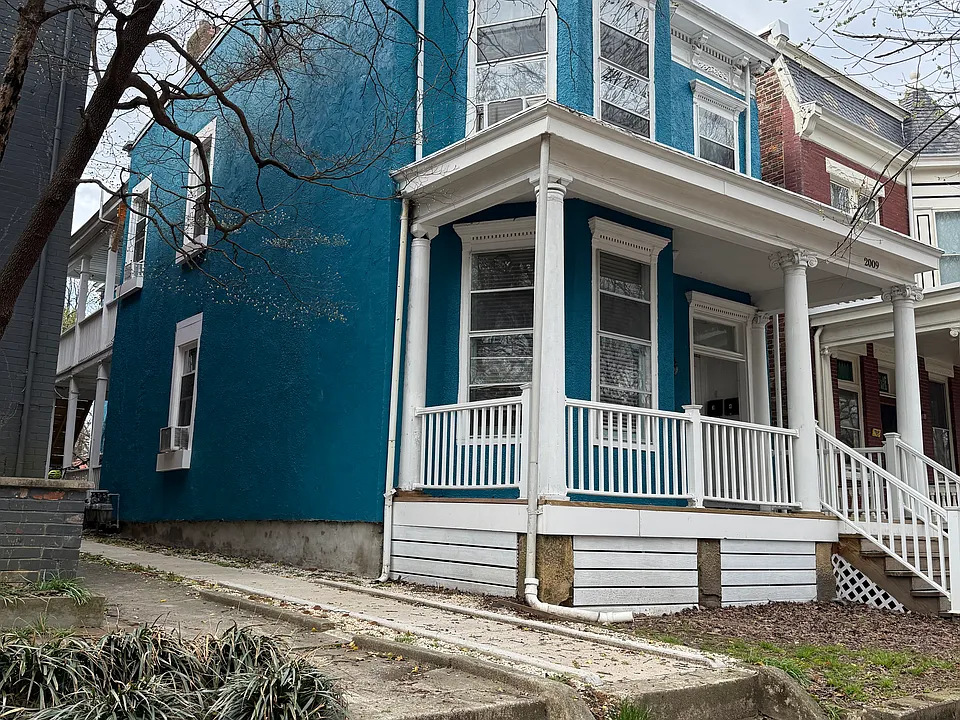 2009 Floyd Ave #1