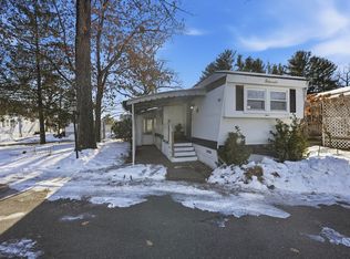 404 Southwick Rd TRLR 34A, Westfield, MA 01085