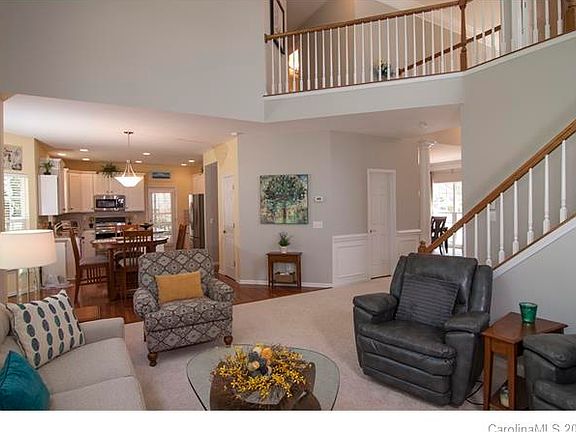 3rd image of 19512 Trintella Ln
