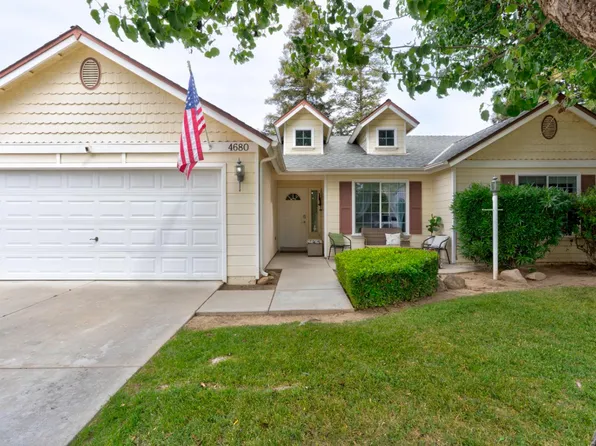 4680 W Chennault Ave, Fresno, CA 93722