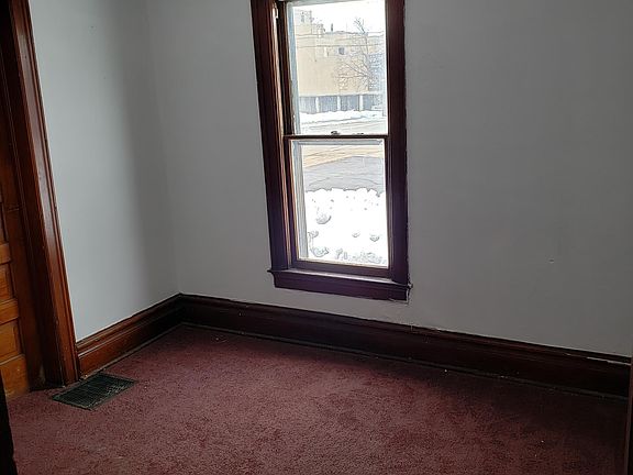 Bedroom, lots of daylight, beautiful woodwork