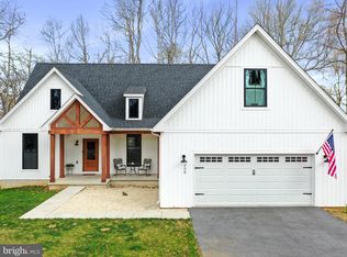 258 Speaks Ln, Harpers Ferry, WV 25425