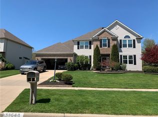 20500 Beechwood Ln, Strongsville, OH