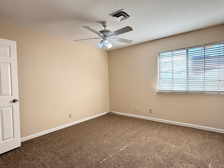 3267 Dawnflower St #3 — Photo 23