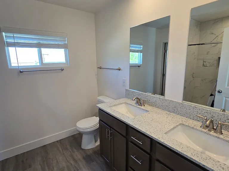 7650 Rockaway Ave — Photo 12