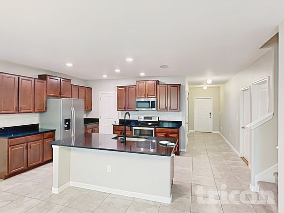 4th image of 1609 Redmond Brook Ln