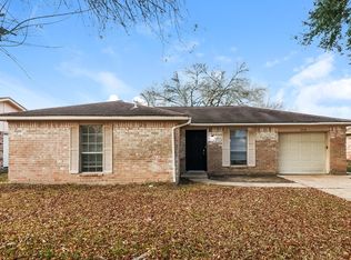 7218 Wren Cir, Texas City, TX 77591