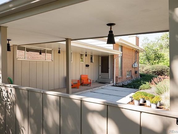 3rd image of 2256 Crabtree Drive