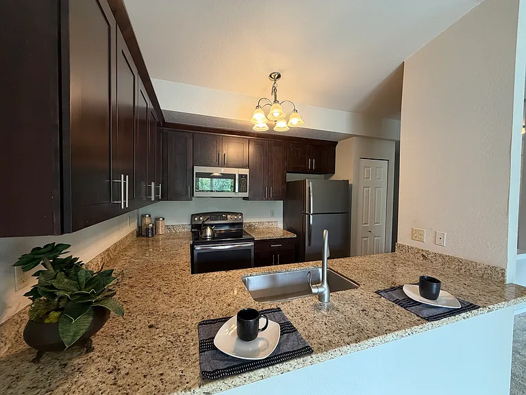 280 NW Holly St #6 — Photo 89