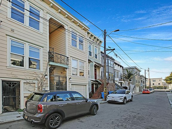 3rd image of 40 Abbey St #A