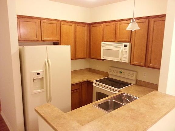 3rd image of 148 Wilmington Dr