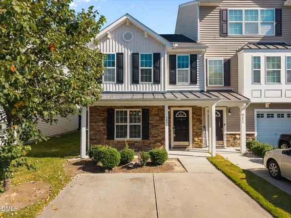 8857 Thornton Town Pl, Raleigh, NC 27616