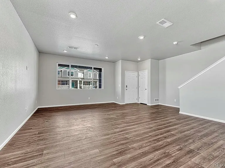 6098 N Lisbon St — Photo 5