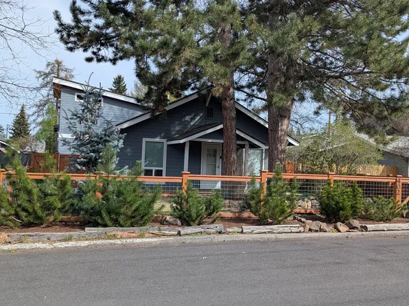 402 NW 12th St, Bend, OR 97703