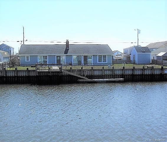 1st image of 129 N Ensign Dr