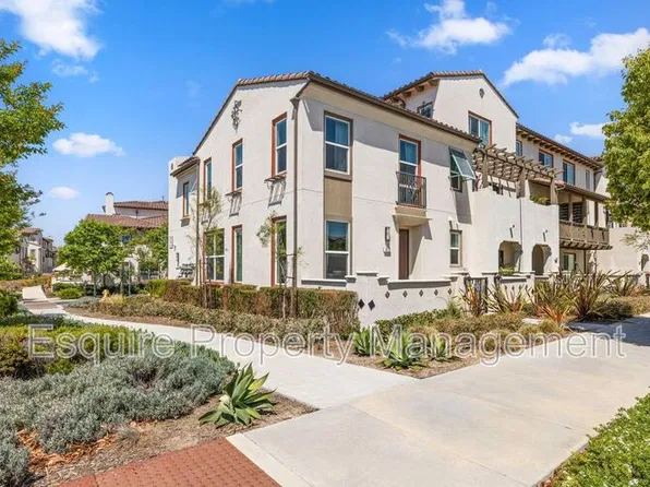 675 Earl Joseph Dr, Camarillo, CA 93010