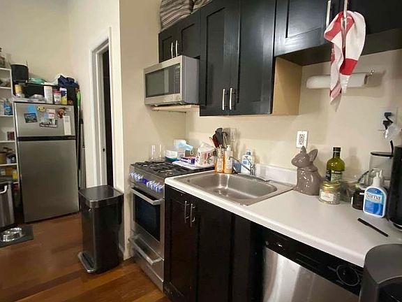 4th image of 67 W 71st St #15A