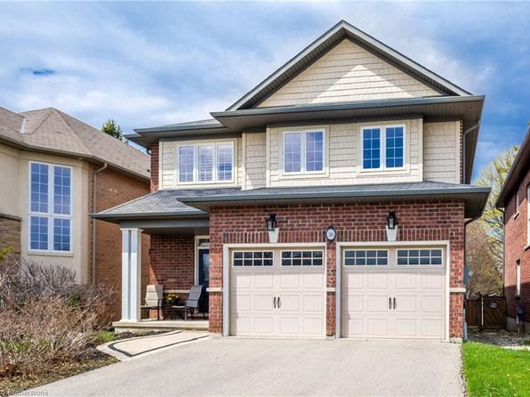 36 Secinaro Ave, Hamilton, ON L9G 0C6