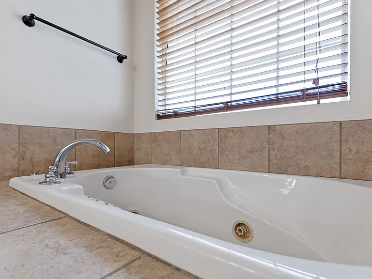 1441 Arroyo Seco — Photo 15