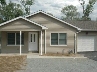 204 College Ave, Factoryville, PA 18419