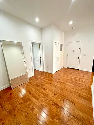 Rented by City Connections Realty | media 12