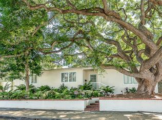 372 N Las Casas Ave, Pacific Palisades, CA 90272