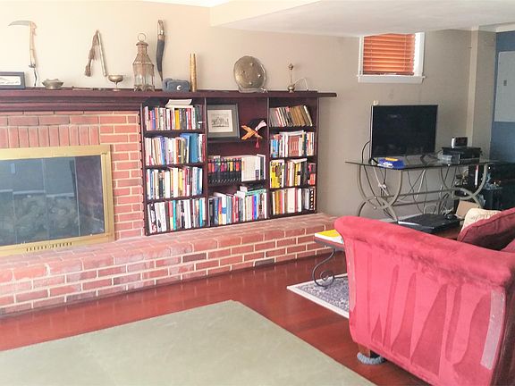 4th image of 211 Yeonas Dr SW