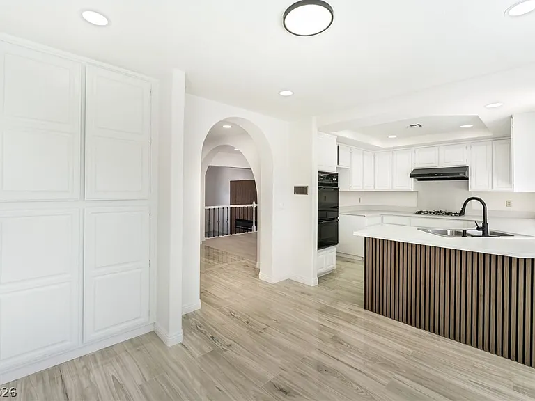 9417 Low Tide Ct — Photo 13