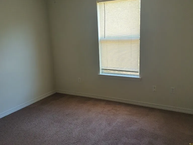 207 Riverchase Blvd — Photo 12