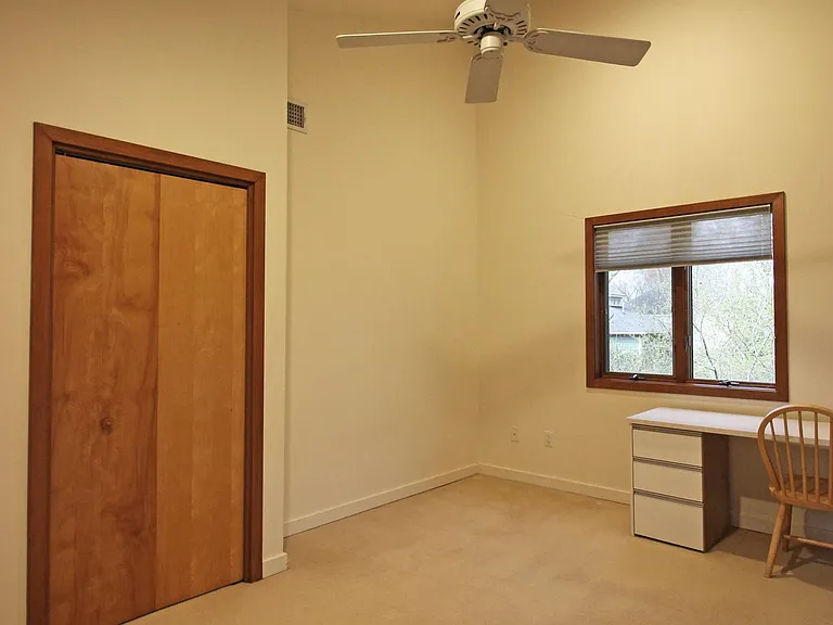 6872 Melrose Dr — Photo 39