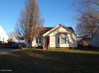1505 Cedar Ln, Greenville, NC 27858