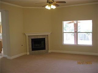 4th image of 1205 Firebush Dr