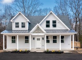 16 Anderson Rd, Pawling, NY 12564