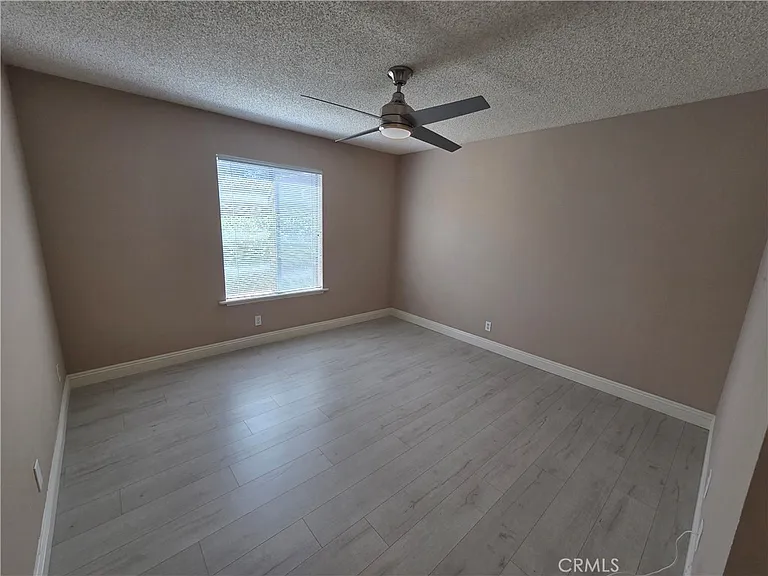 253 Streamwood — Photo 7