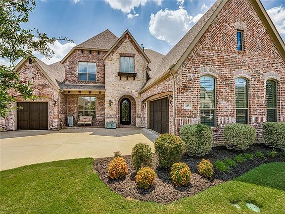 3rd image of 3853 Ferndale Ln