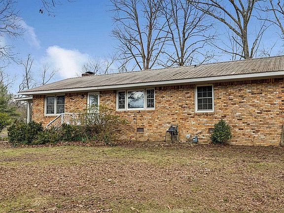 4th image of 226 County Road 598