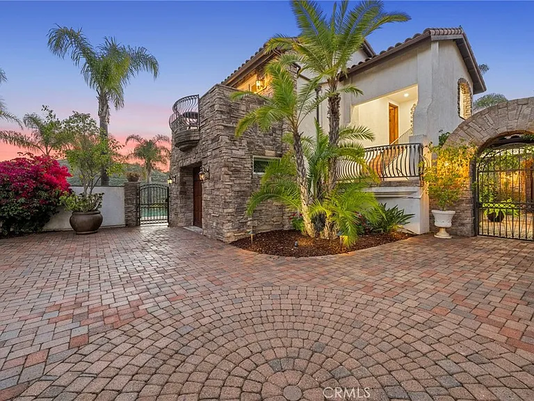 44915 Palladian Ct — Photo 71