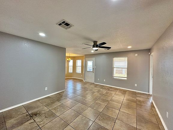 2nd image of 5400 Bridle Dr