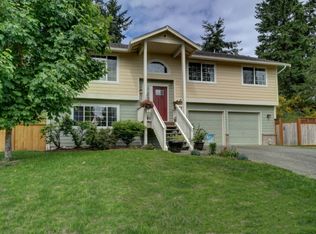 6217 Grandridge Dr SE, Pt Orchard, WA 98367