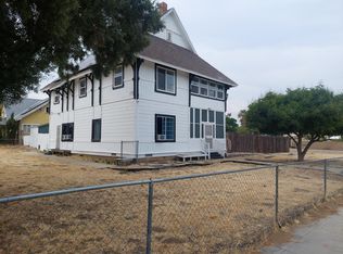 184 W 2nd St, Rialto, CA 92376