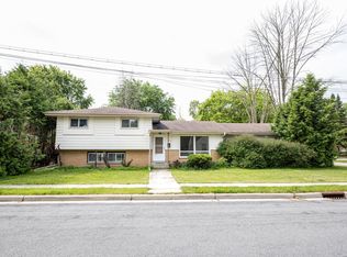 429 Church St, Hartford, WI 53027