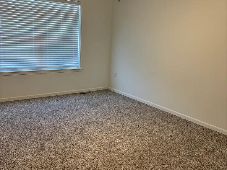 140 Sunset Cv — Photo 4