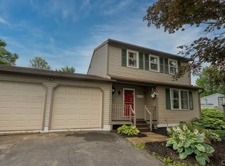 8430 Quadrant Ln, Baldwinsville, NY 13027