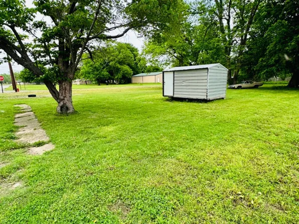 308 Arrington St, Newport, AR 72112