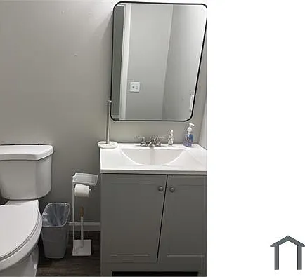 2711 Clayton Dr NW #B — Photo 2